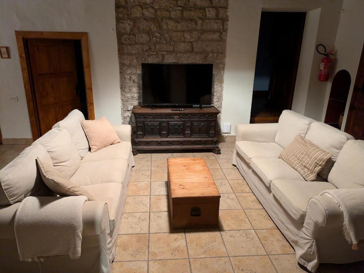 Masia Cal Millas - Turisme Rural Castellfullit de Riubregos Luaran gambar