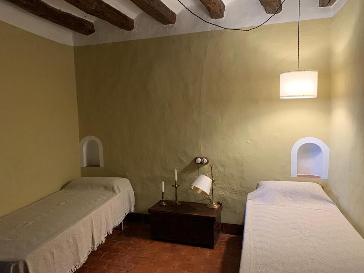 Masia Cal Millas - Turisme Rural Castellfullit de Riubregos Luaran gambar
